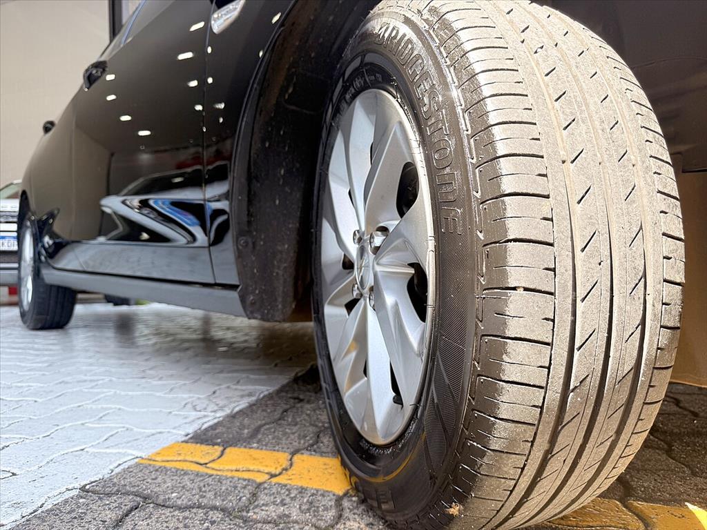 Chevrolet Onix Plus - 1.0 TURBO FLEX LT AUTOMÁTICO