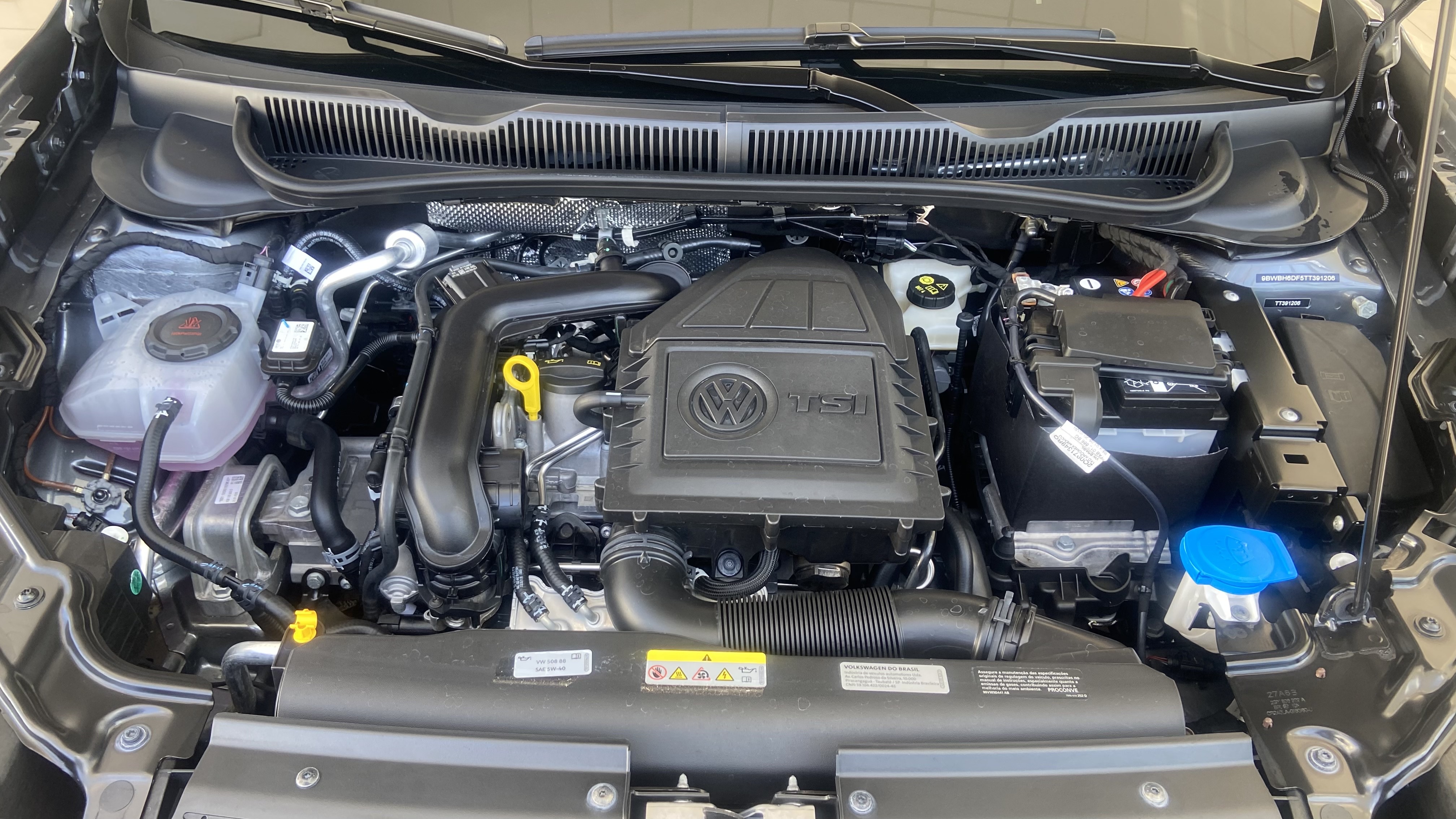 Volkswagen-TERA-1.0 170 TSI COMFORT AUTOMÁTICO