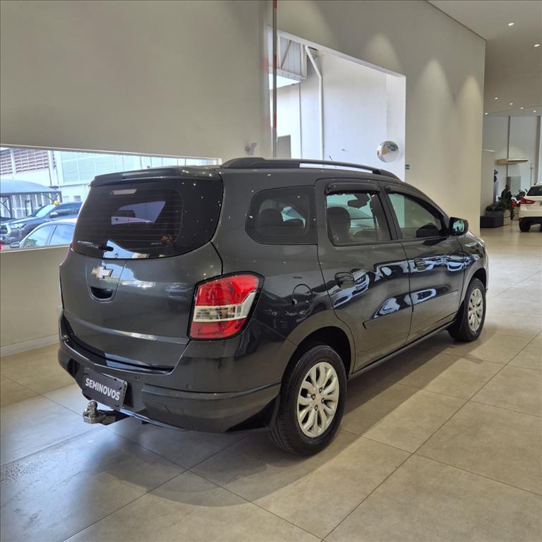SPIN 1.8 LTZ 8V FLEX 4P AUTOMÁTICO3