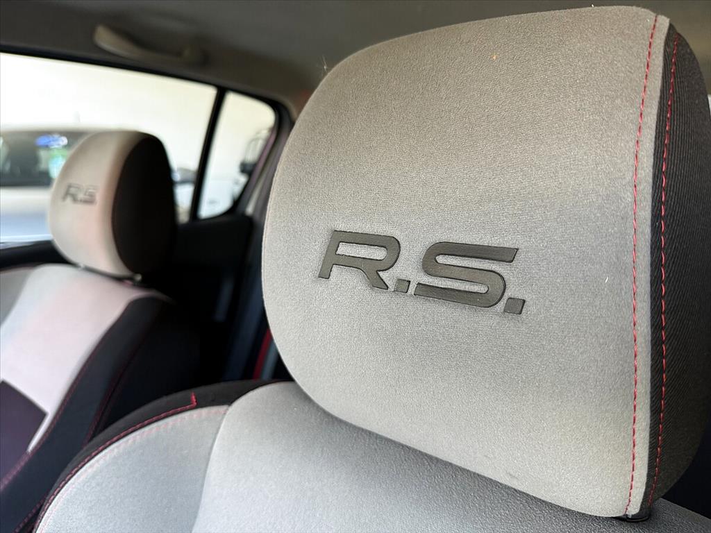 Renault Sandero - 2.0 16V HI-FLEX RS MANUAL