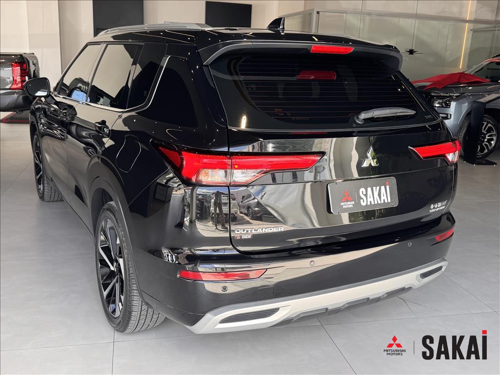 Mitsubishi-OUTLANDER-2.4 PHEV SIGNATURE S-AWC DHT