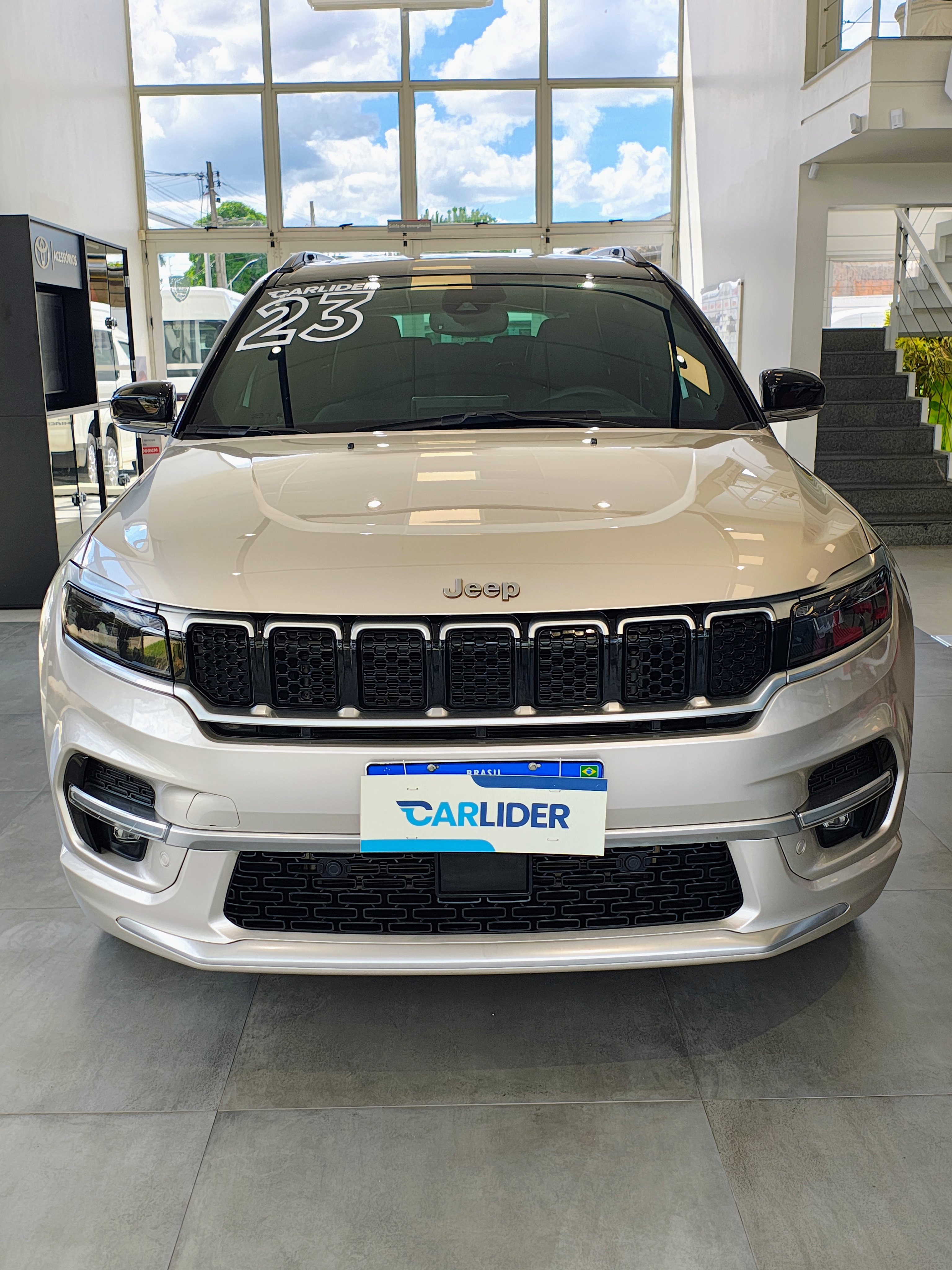 COMMANDER 1.3 T270 TURBO FLEX OVERLAND AT6