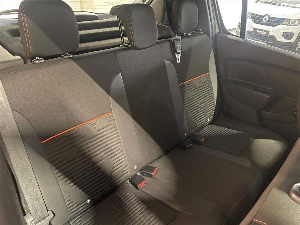 SANDERO 1.6 16V SCE FLEX STEPWAY DYNAMIQUE MANUAL15