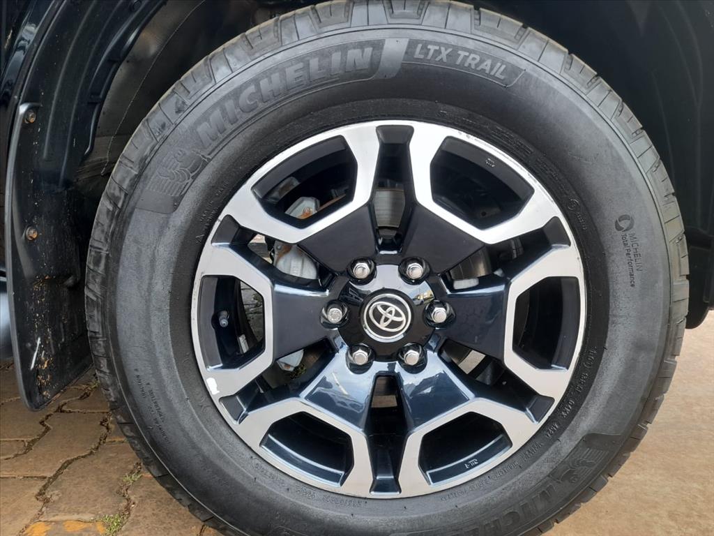 HILUX 2.8 D-4D TURBO DIESEL CD SRX 4X4 AUTOMÁTICO13