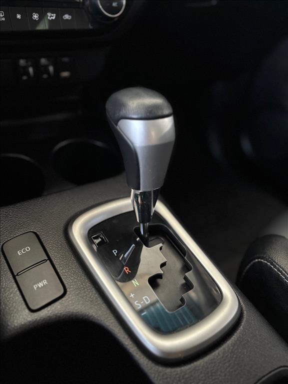 TOYOTA HILUX 2.8 D-4D TURBO DIESEL CD SRX 4X4 AUTOMÁTICO-9 - Paraná Veículos Campinas - Veículos novos e seminovos com qualidade e procedência - 0