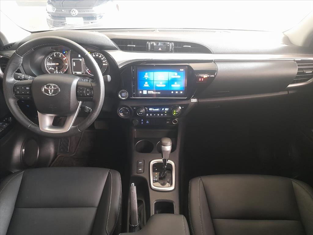 HILUX 2.8 D-4D TURBO DIESEL CD SRV 4X4 AUTOMÁTICO7