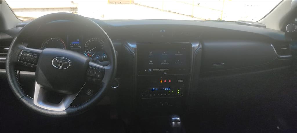HILUX SW4 2.8 D-4D TURBO DIESEL SRX 4X4 AUTOMÁTICO16