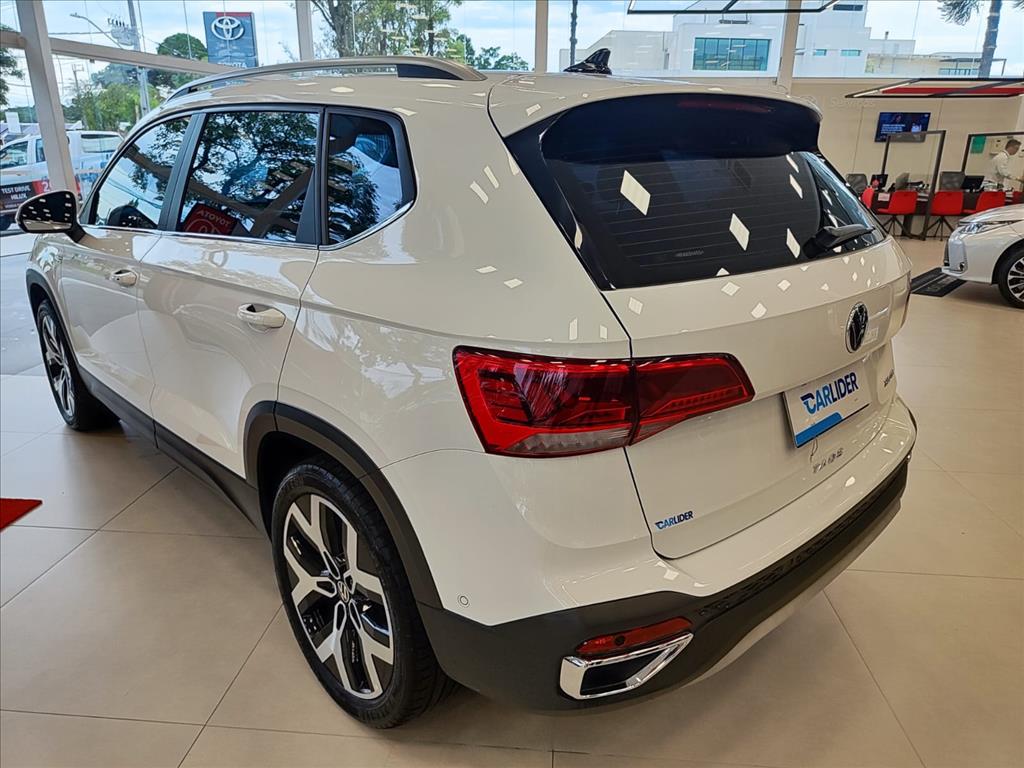 TAOS 1.4 250 TSI TOTAL FLEX HIGHLINE AUTOMÁTICO1