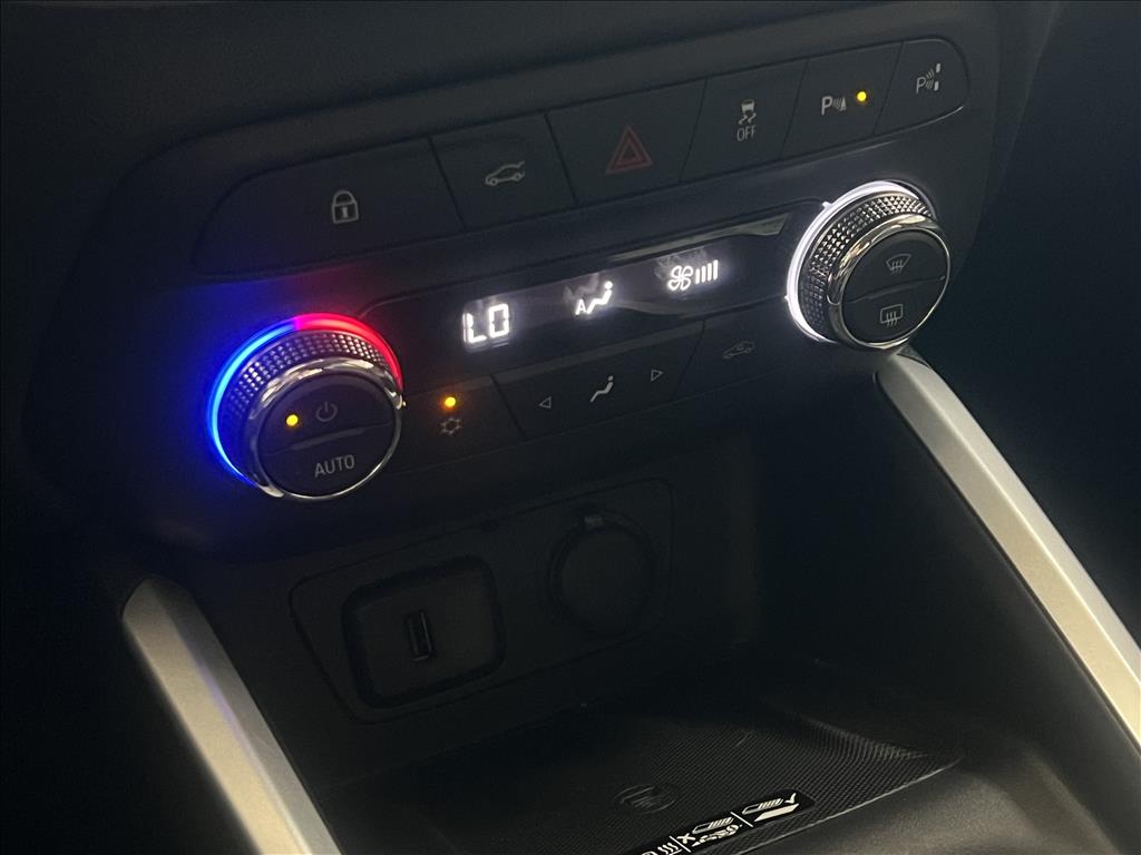 ONIX 1.0 TURBO FLEX PREMIER AUTOMÁTICO10