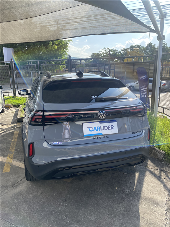 NIVUS 1.0 200 TSI TOTAL FLEX HIGHLINE AUTOMÁTICO4