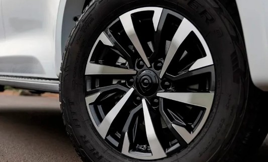 POER P30 2.4 TURBO DIESEL TRAIL 4X4 AUTOMÁTICO1