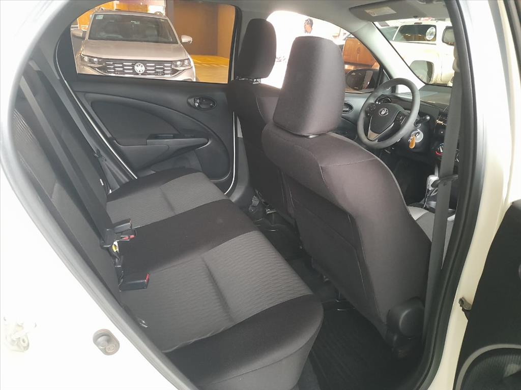 ETIOS 1.5 X PLUS 16V FLEX 4P AUTOMÁTICO12