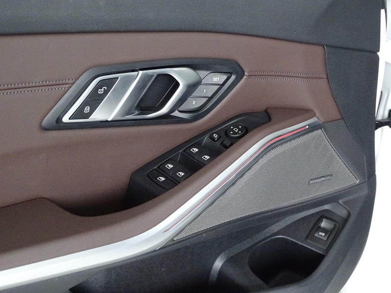 320i 2.0 16V TURBO GASOLINA M SPORT AUTOMÁTICO 320i 2.0 16V TURBO GASOLINA M SPORT AUTOMÁTICO