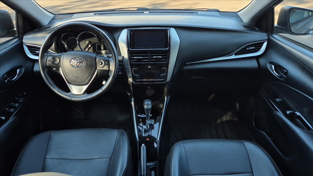 YARIS 1.5 16V FLEX SEDAN XLS MULTIDRIVE5