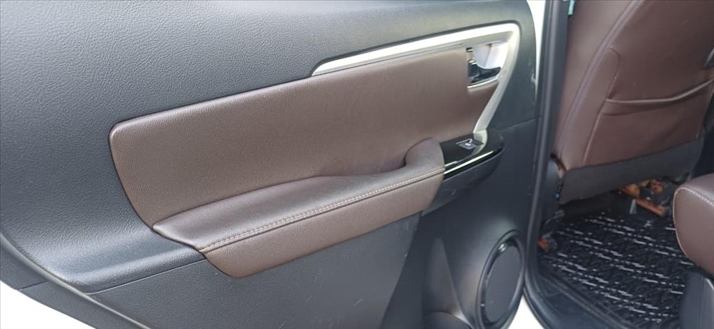 HILUX SW4 2.8 SRX 4X4 16V TURBO INTERCOOLER DIESEL 4P AUTOMÁTICO8