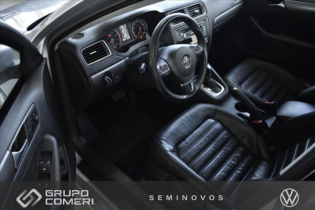 JETTA 2.0 TSI HIGHLINE 211CV GASOLINA 4P TIPTRONIC16