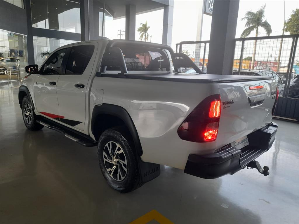 HILUX 4.0 V6 GR SPORT 4X4 CD GASOLINA AUTOMÁTICO13
