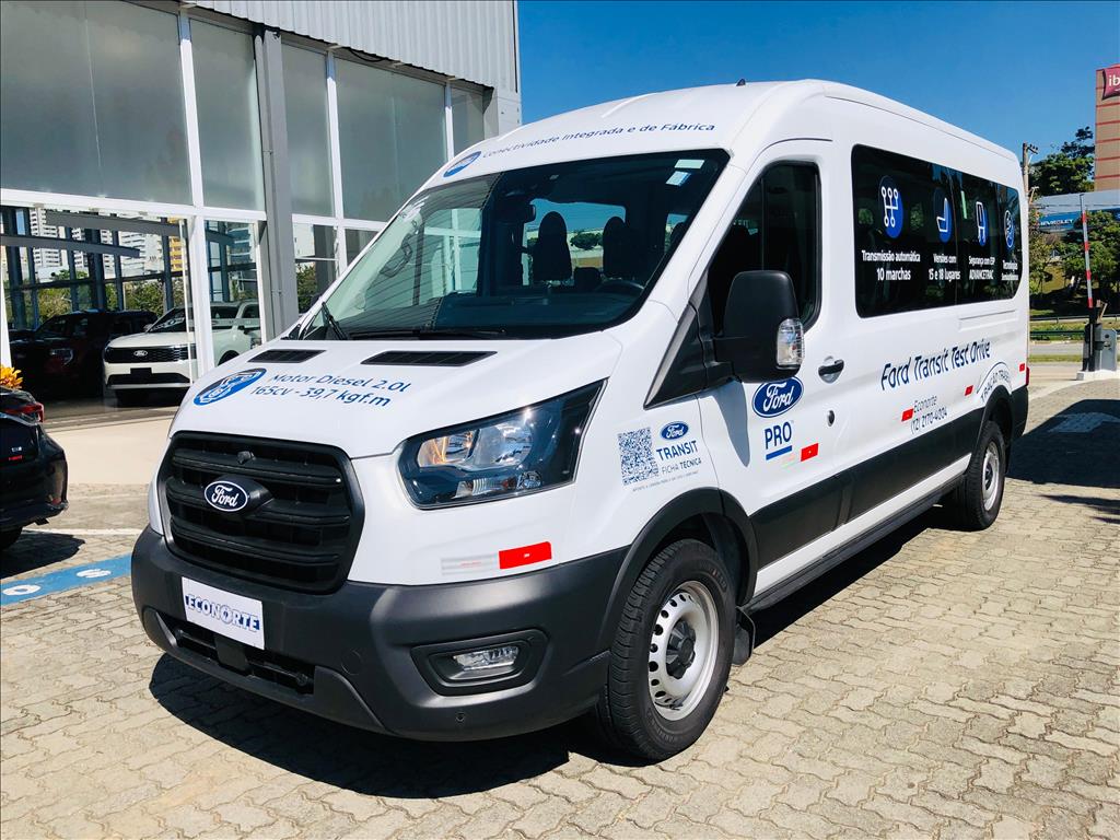 TRANSIT 2.0 ECOBLUE DIESEL MINIBUS 14+1 L3H2 AUTOMÁTICO
