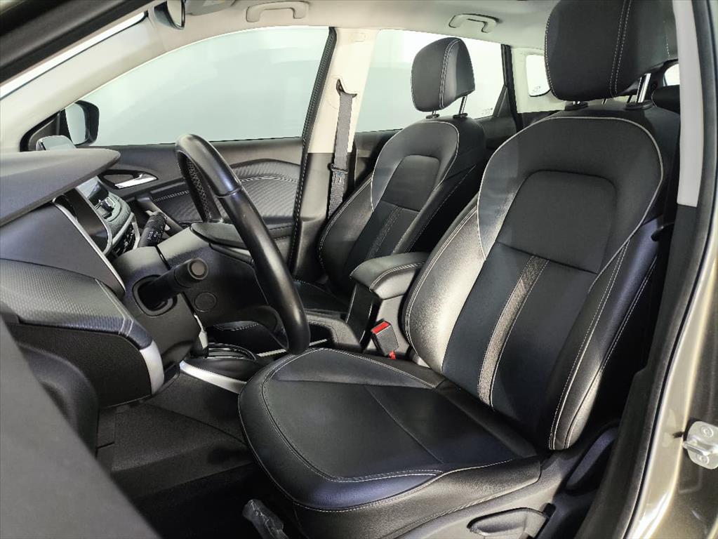 TRACKER 1.2 TURBO FLEX PREMIER AUTOMÁTICO12
