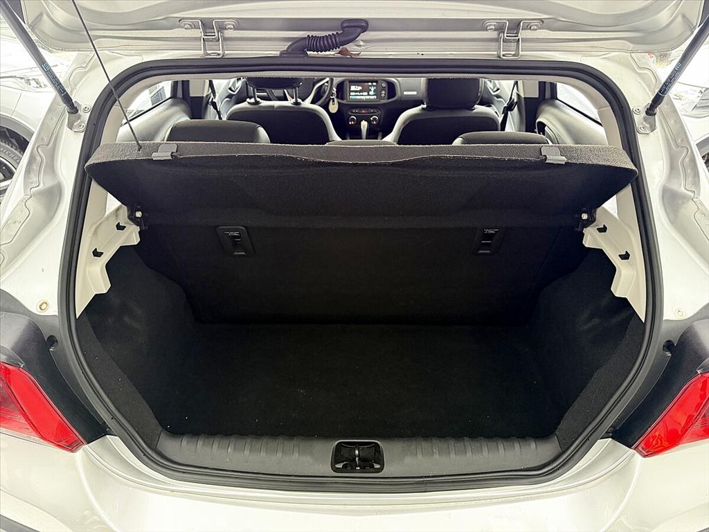 Chevrolet Onix - 1.4 MPFI ACTIV 8V FLEX 4P AUTOMÁTICO