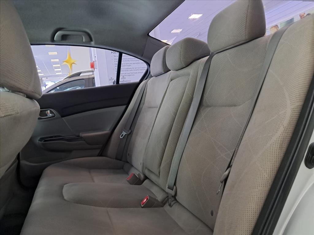 CIVIC 1.8 LXS 16V FLEX 4P AUTOMÁTICO17