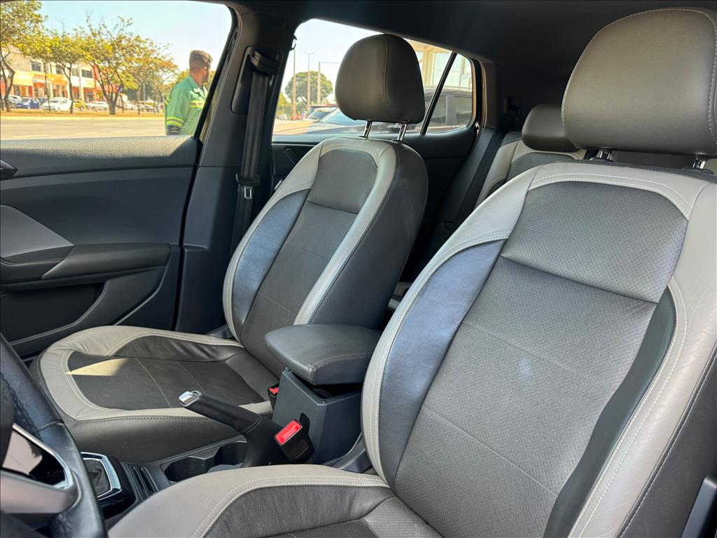 Volkswagen-T-CROSS-1.0 200 TSI TOTAL FLEX COMFORTLINE AUTOMÁTICO