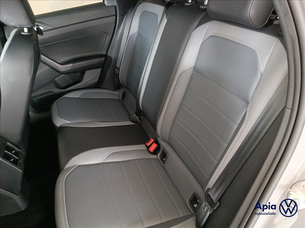 NIVUS 1.0 200 TSI TOTAL FLEX HIGHLINE AUTOMÁTICO10