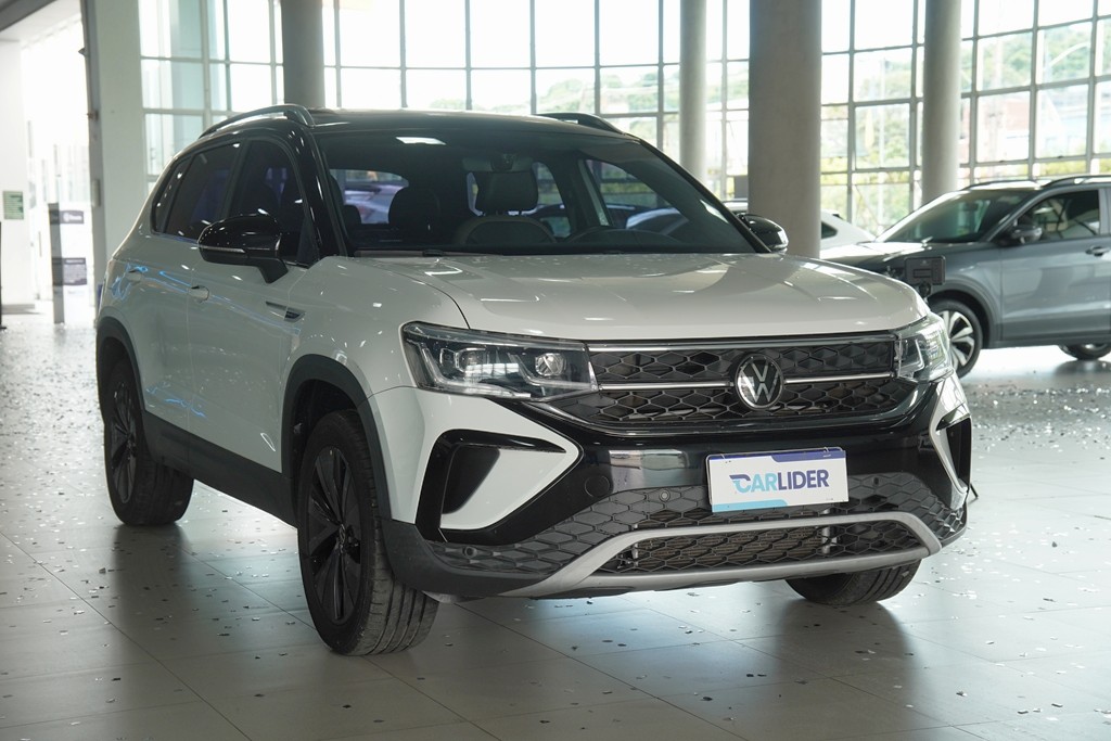 TAOS 1.4 250 TSI TOTAL FLEX HIGHLINE AUTOMÁTICO3