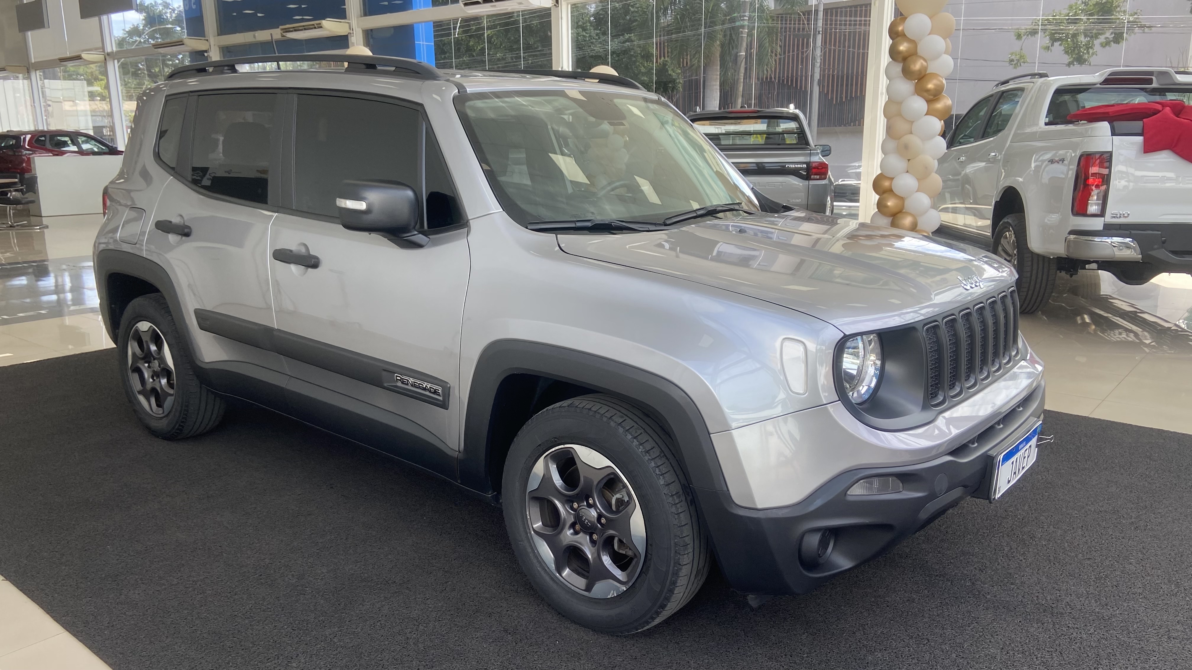 Jeep Renegade 1.8 16V Flex 4P Automático - foto 3