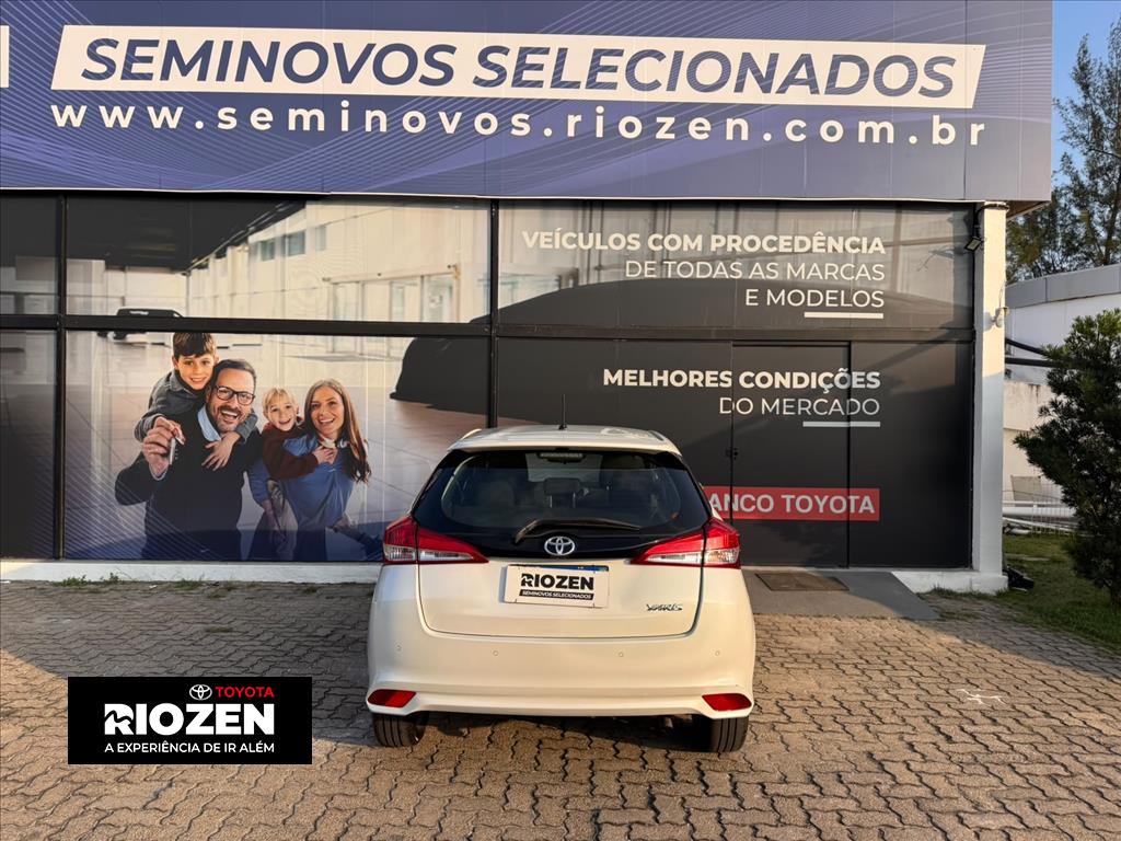 YARIS 1.3 16V FLEX XL LIVE MULTIDRIVE11