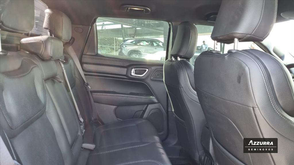 RAMPAGE 2.0 TURBO DIESEL REBEL 4X4 AUTOMÁTICO14