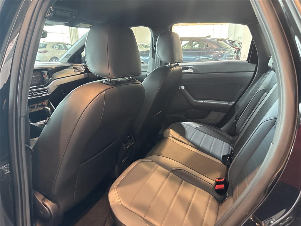 NIVUS 1.0 200 TSI TOTAL FLEX HIGHLINE AUTOMÁTICO10