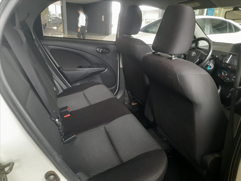 ETIOS 1.3 X 16V FLEX 4P MANUAL12