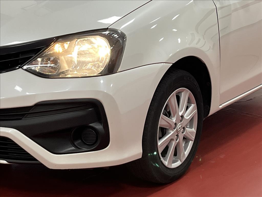 ETIOS 1.5 X PLUS 16V FLEX 4P AUTOMÁTICO3
