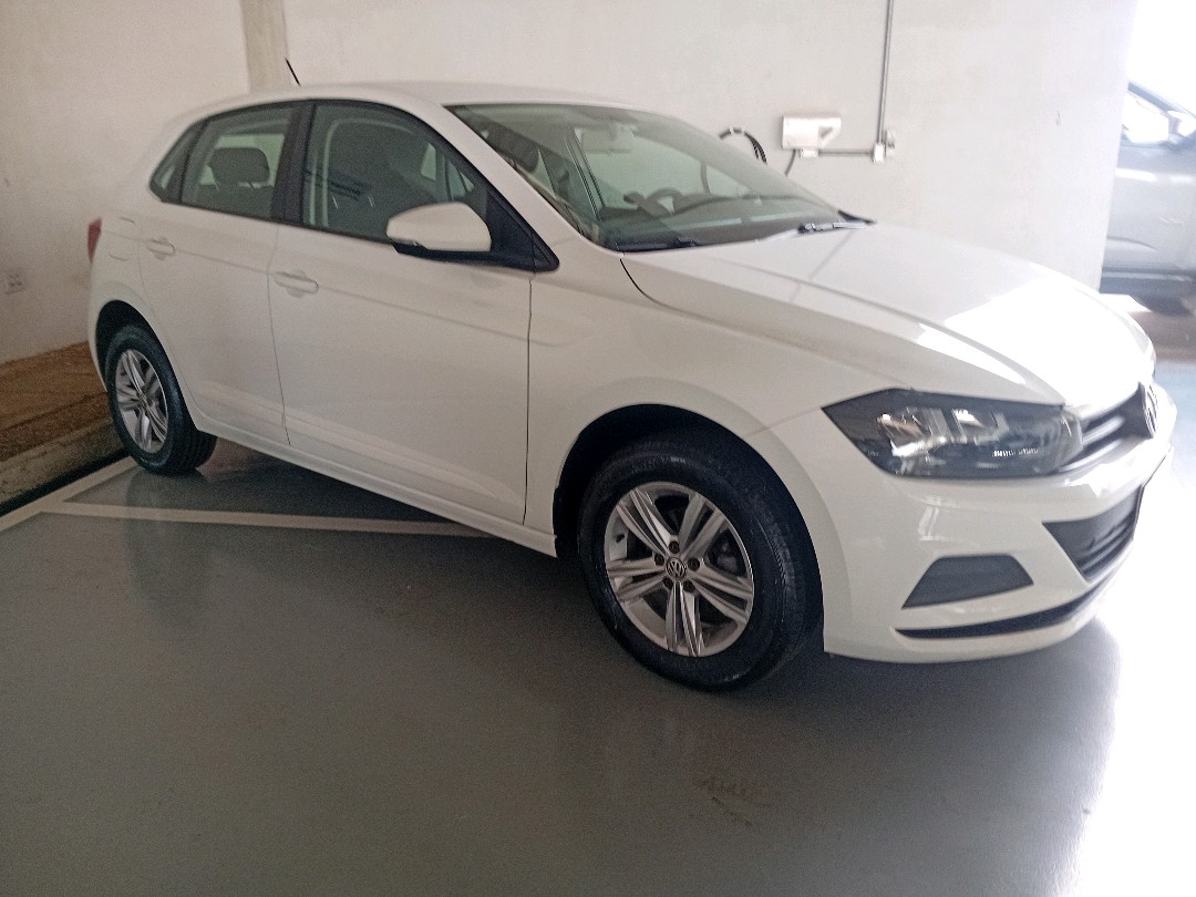 Volkswagen Polo 1.6 MSI Total Flex Manual - foto 3