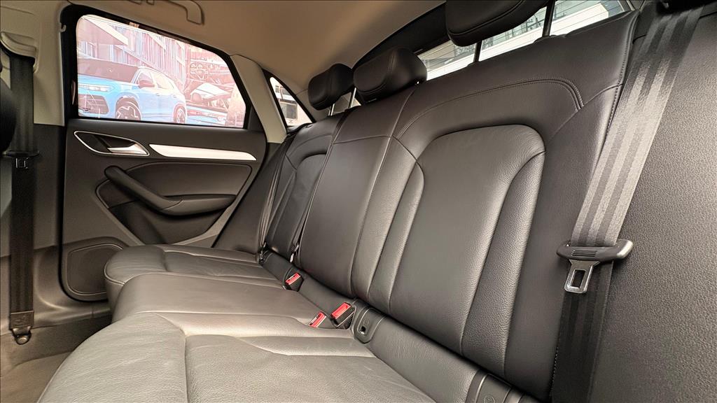 Q3 1.4 TFSI AMBIENTE FLEX 4P S TRONIC14
