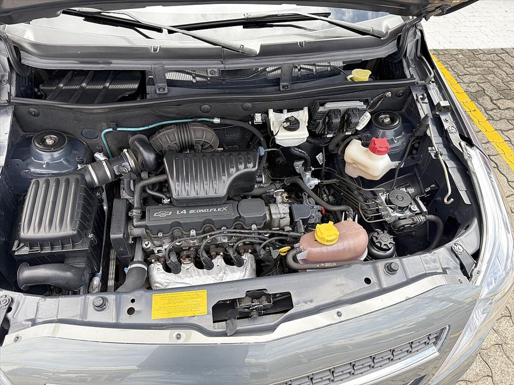 Chevrolet Agile - 1.4 MPFI LTZ 8V FLEX 4P MANUAL