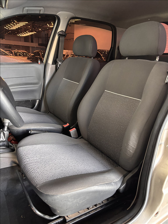 CHEVROLET CLASSIC 1.0 MPFI LS 8V FLEX 4P MANUAL-8 - Paraná Veículos Campinas - Veículos novos e seminovos com qualidade e procedência - 0