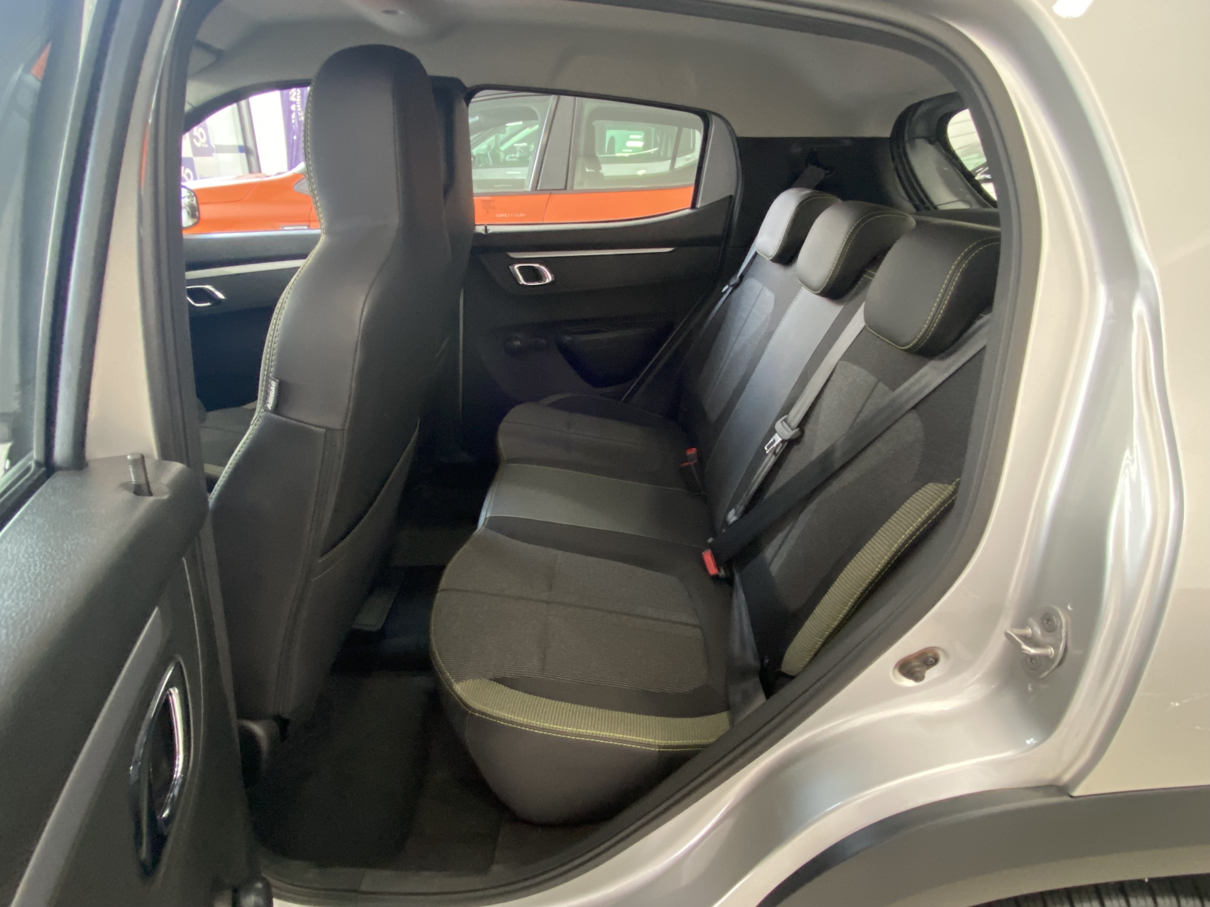 KWID 1.0 12V SCE FLEX OUTSIDER MANUAL9