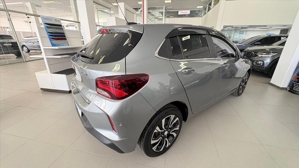 ONIX 1.0 TURBO FLEX LTZ AUTOMÁTICO4