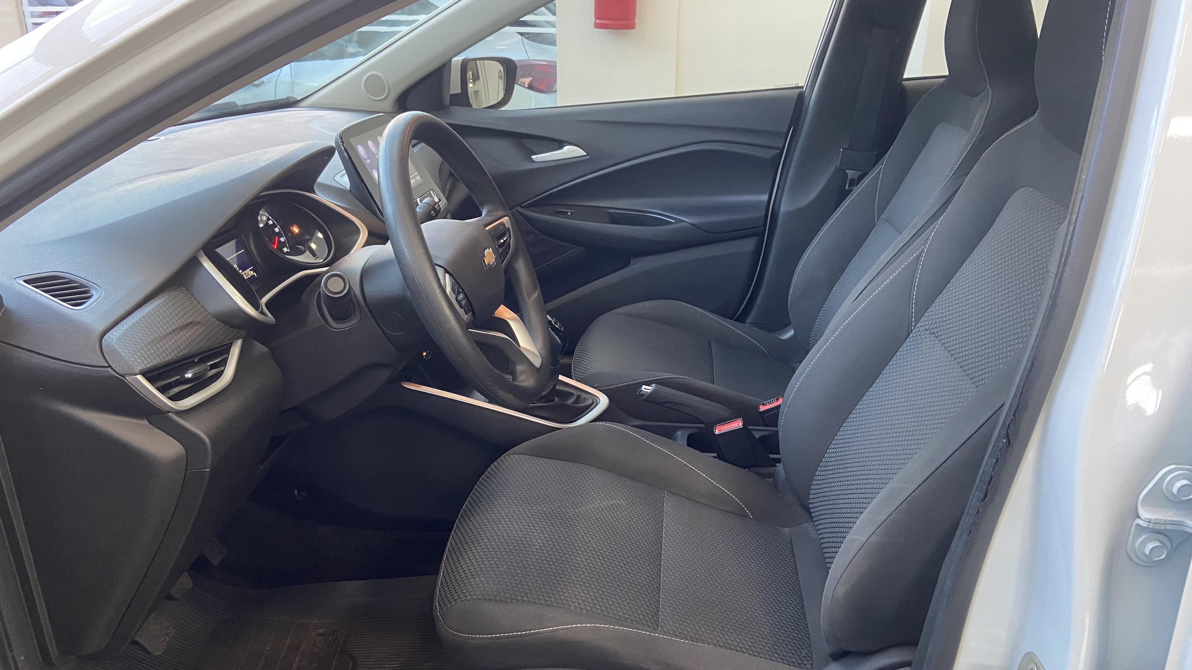 Chevrolet Onix 1.0 Flex LT Manual - foto 9