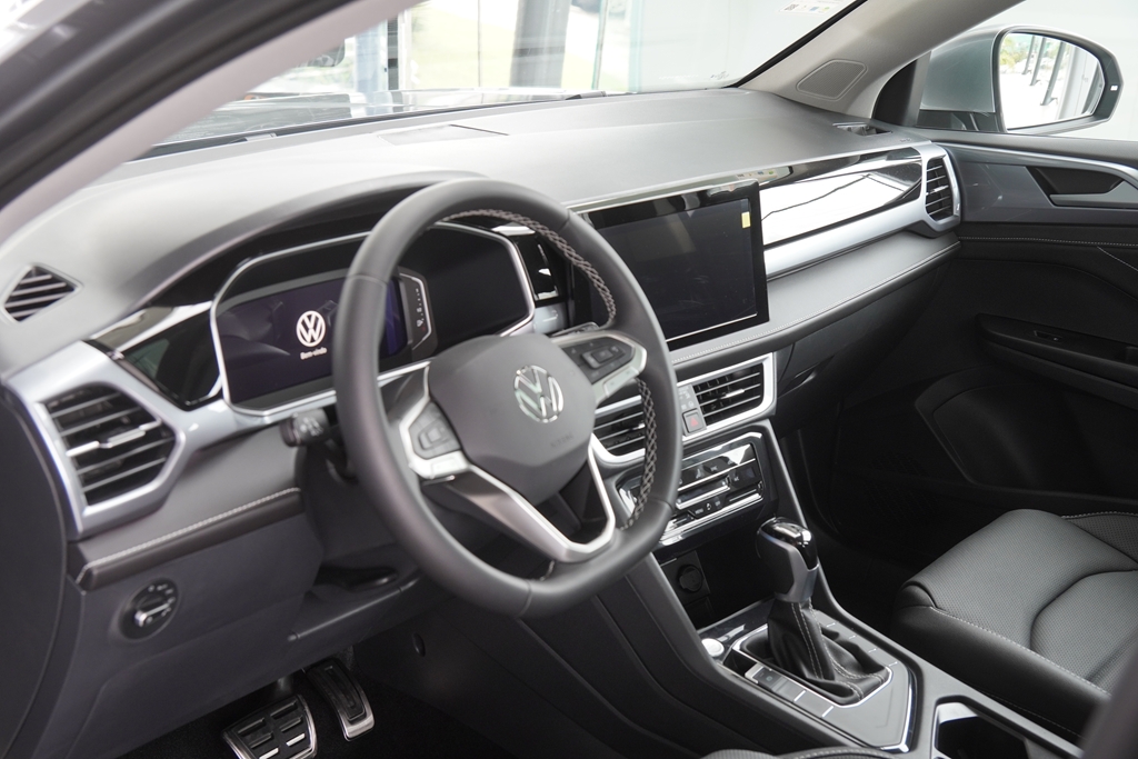 TAOS 1.4 250 TSI TOTAL FLEX HIGHLINE AUTOMÁTICO11