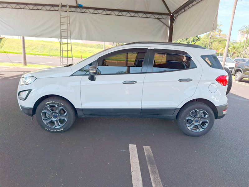 ECOSPORT 1.5 TI-VCT FLEX FREESTYLE AUTOMÁTICO3