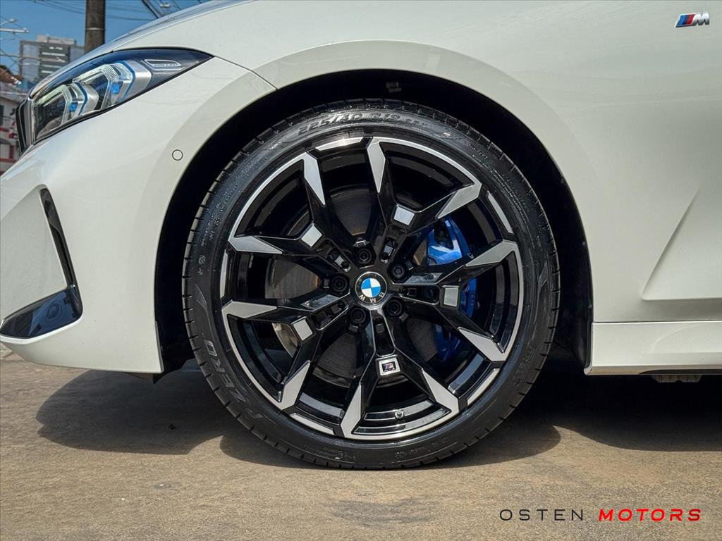 BMW-320i-2.0 16V TURBO FLEX M SPORT AUTOMÁTICO