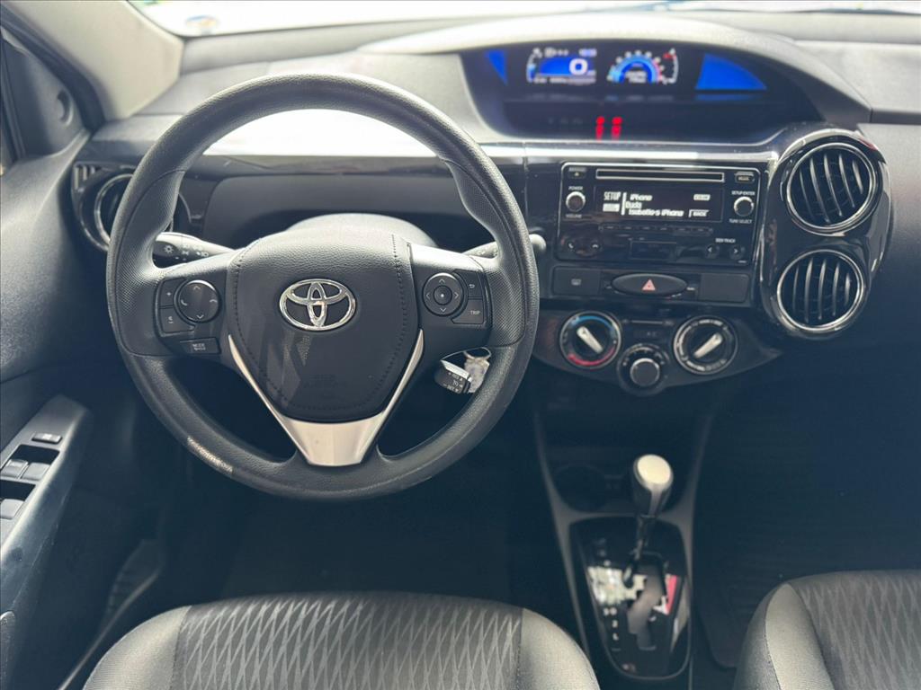 Toyota-ETIOS-1.5 X PLUS 16V FLEX 4P AUTOMÁTICO