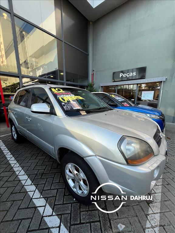 TUCSON 2.0 MPFI GL 16V 142CV 2WD GASOLINA 4P MANUAL2