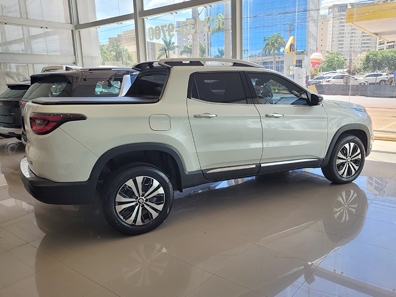 TORO 1.3 TURBO 270 FLEX VOLCANO AT63