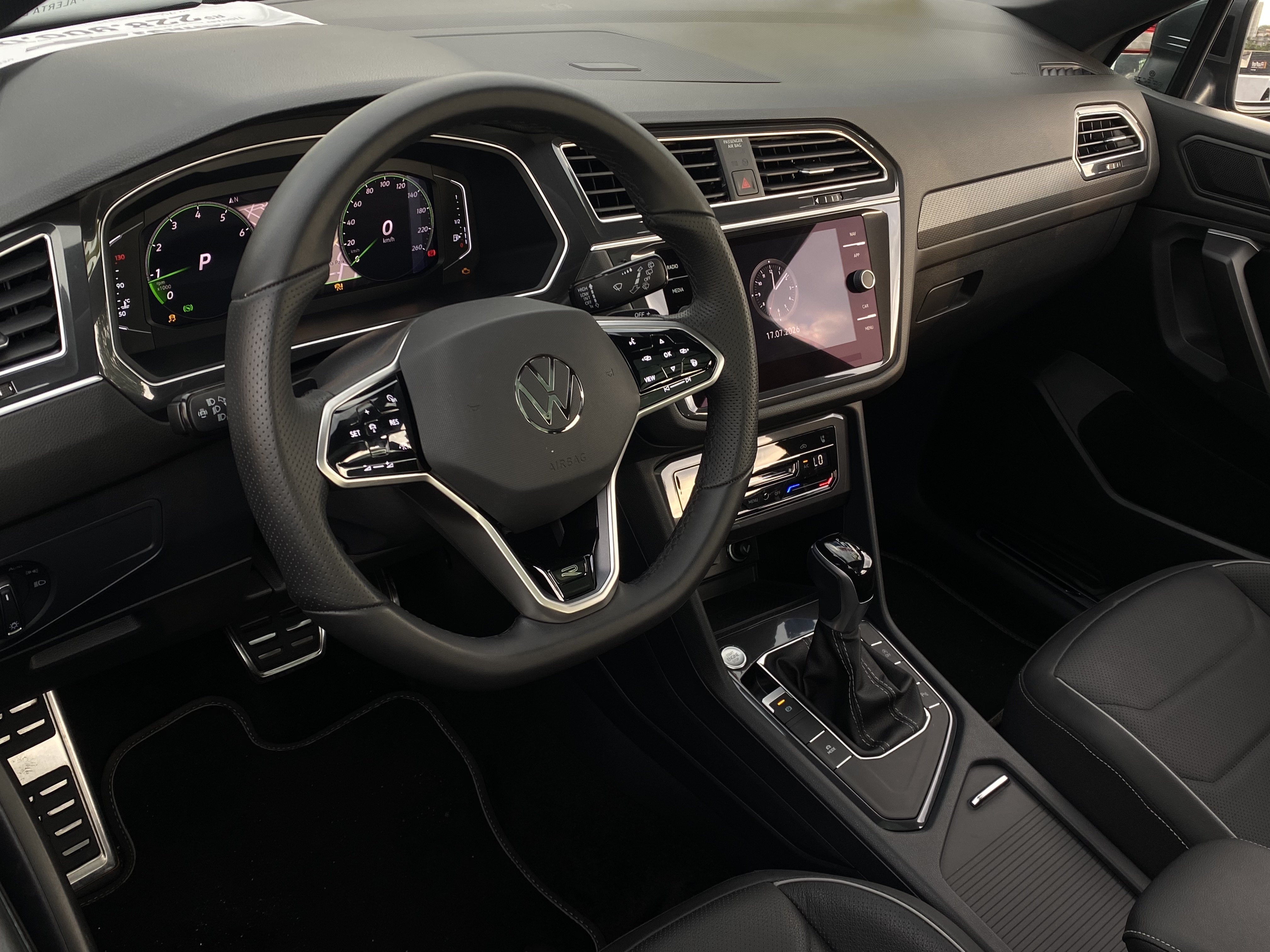 TIGUAN 2.0 300 TSI GASOLINA ALLSPACE R-LINE AUTOMÁTICO6