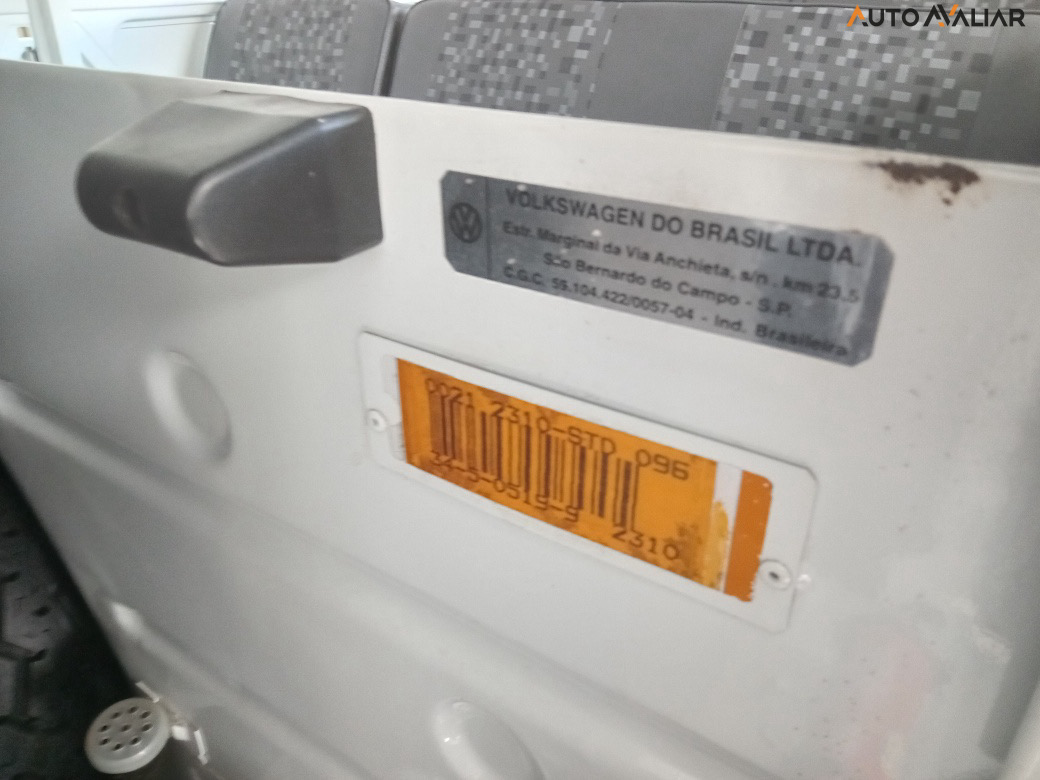KOMBI 1.6 STD 8V GASOLINA 3P MANUAL20