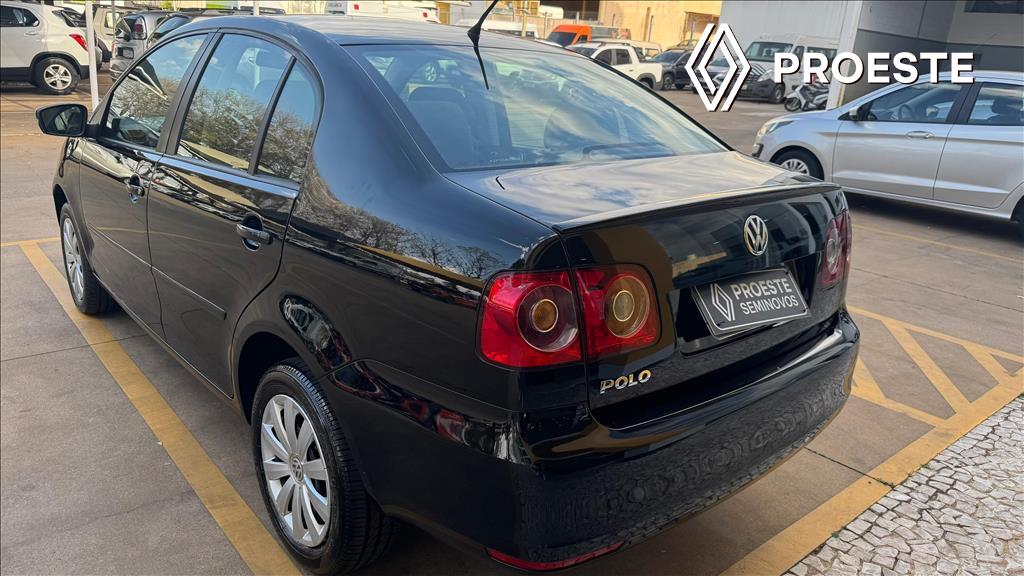POLO SEDAN 1.6 MI 8V FLEX 4P MANUAL
